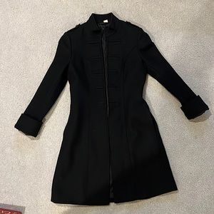 Wool blend coat with zipper and cute details